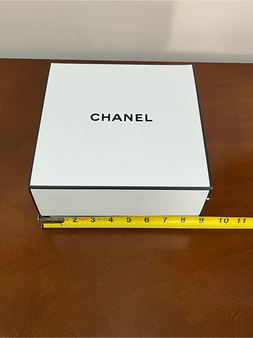 Chanel paper bag with Chanel box and ribbon - Picture 4 of 7